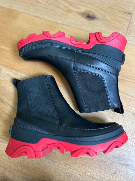 Sorel Shoes - 🖤 Sorel Brex Chelsea Waterproof Boots Black Red Sole Sz 7